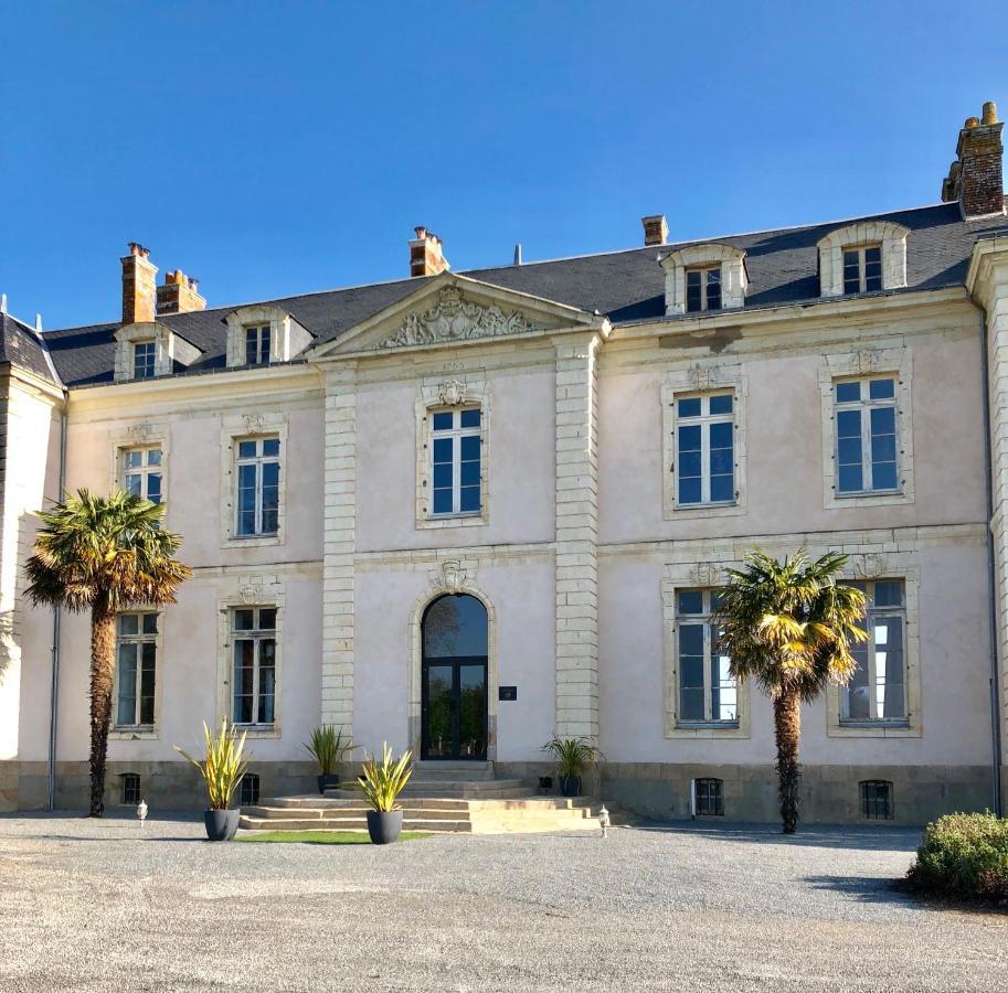 Saint-Philbert-de-Grand-Lieu Hotel Particulier Chateau Des Marais Proximite Et Vue Sur Le Lac De Grand Lieu מראה חיצוני תמונה