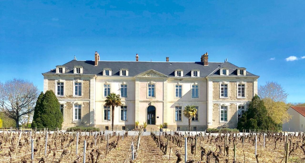 Saint-Philbert-de-Grand-Lieu Hotel Particulier Chateau Des Marais Proximite Et Vue Sur Le Lac De Grand Lieu מראה חיצוני תמונה