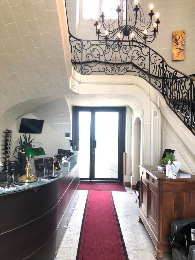 Saint-Philbert-de-Grand-Lieu Hotel Particulier Chateau Des Marais Proximite Et Vue Sur Le Lac De Grand Lieu מראה חיצוני תמונה