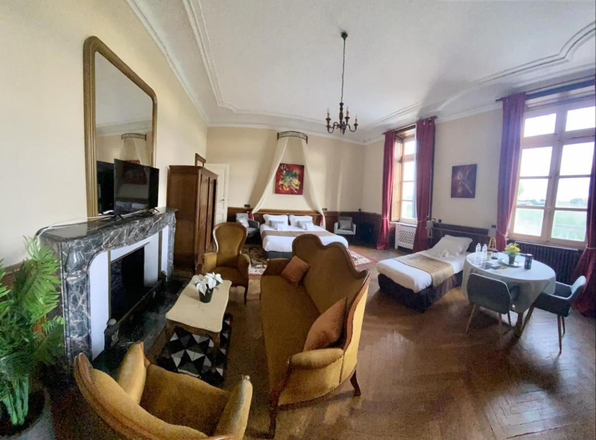 Saint-Philbert-de-Grand-Lieu Hotel Particulier Chateau Des Marais Proximite Et Vue Sur Le Lac De Grand Lieu מראה חיצוני תמונה