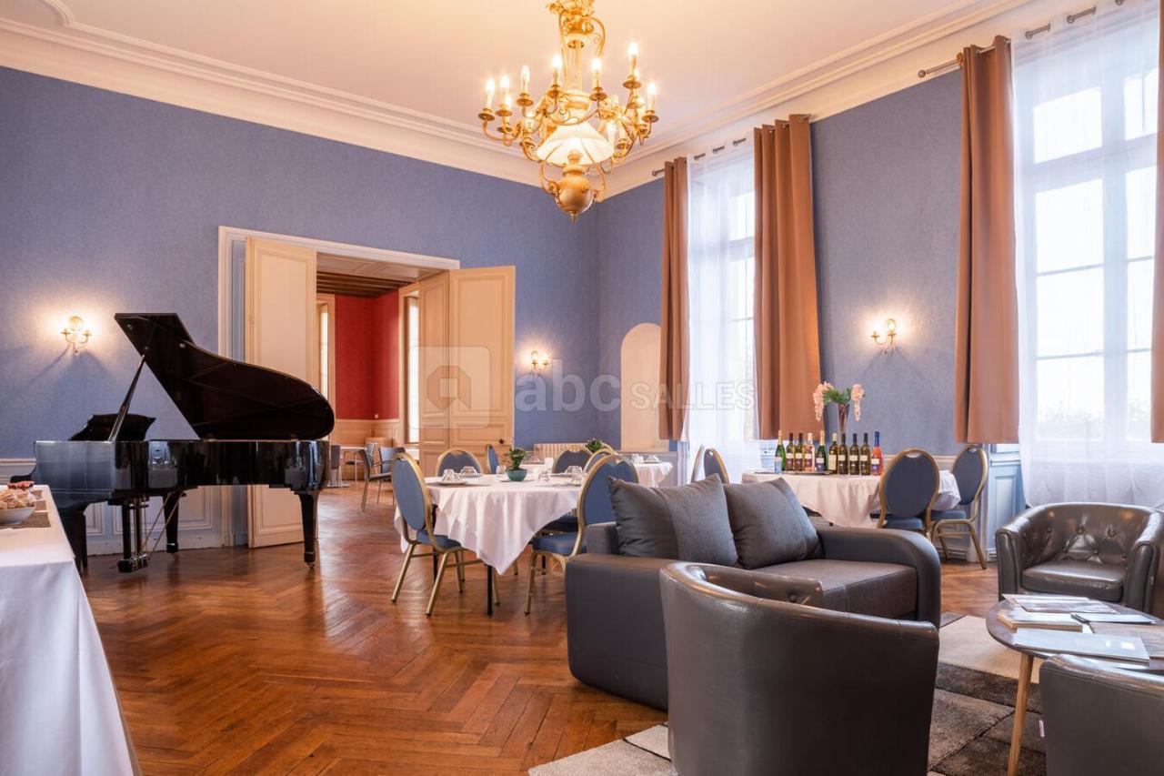 Saint-Philbert-de-Grand-Lieu Hotel Particulier Chateau Des Marais Proximite Et Vue Sur Le Lac De Grand Lieu מראה חיצוני תמונה