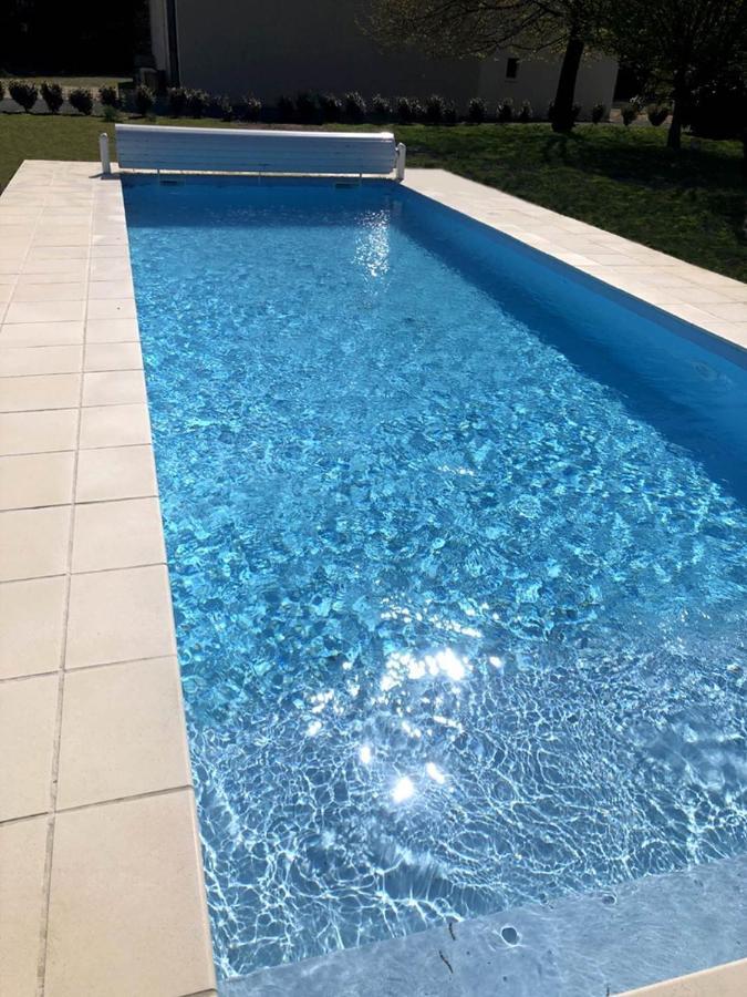Saint-Philbert-de-Grand-Lieu Hotel Particulier Chateau Des Marais Proximite Et Vue Sur Le Lac De Grand Lieu מראה חיצוני תמונה